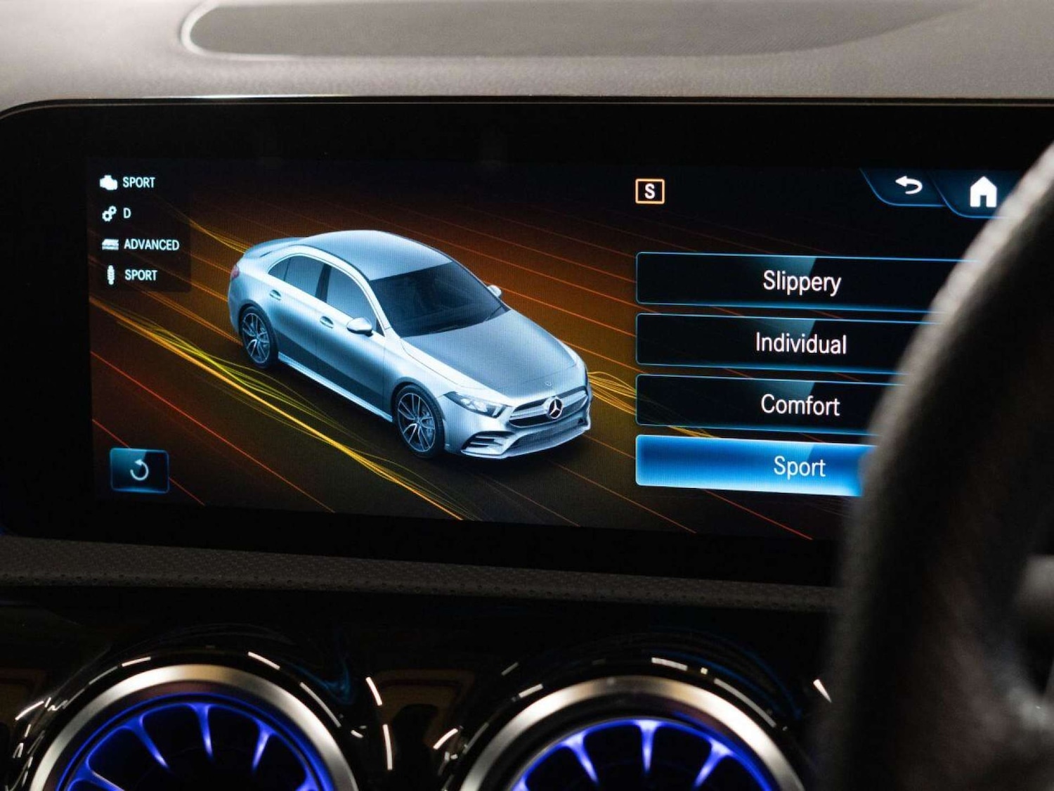 Used Mercedes-Benz A-Class 2023 for sale - 77127326: Photo 40