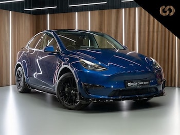 Tesla - Model Y