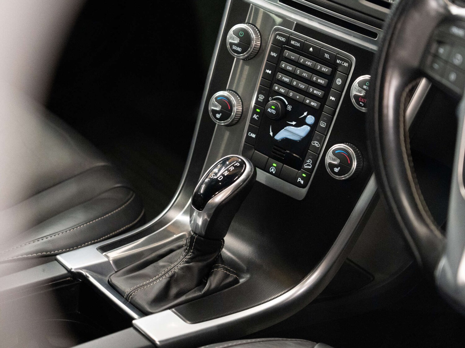 Used Volvo XC60 2017 for sale - 77903090: Photo 20