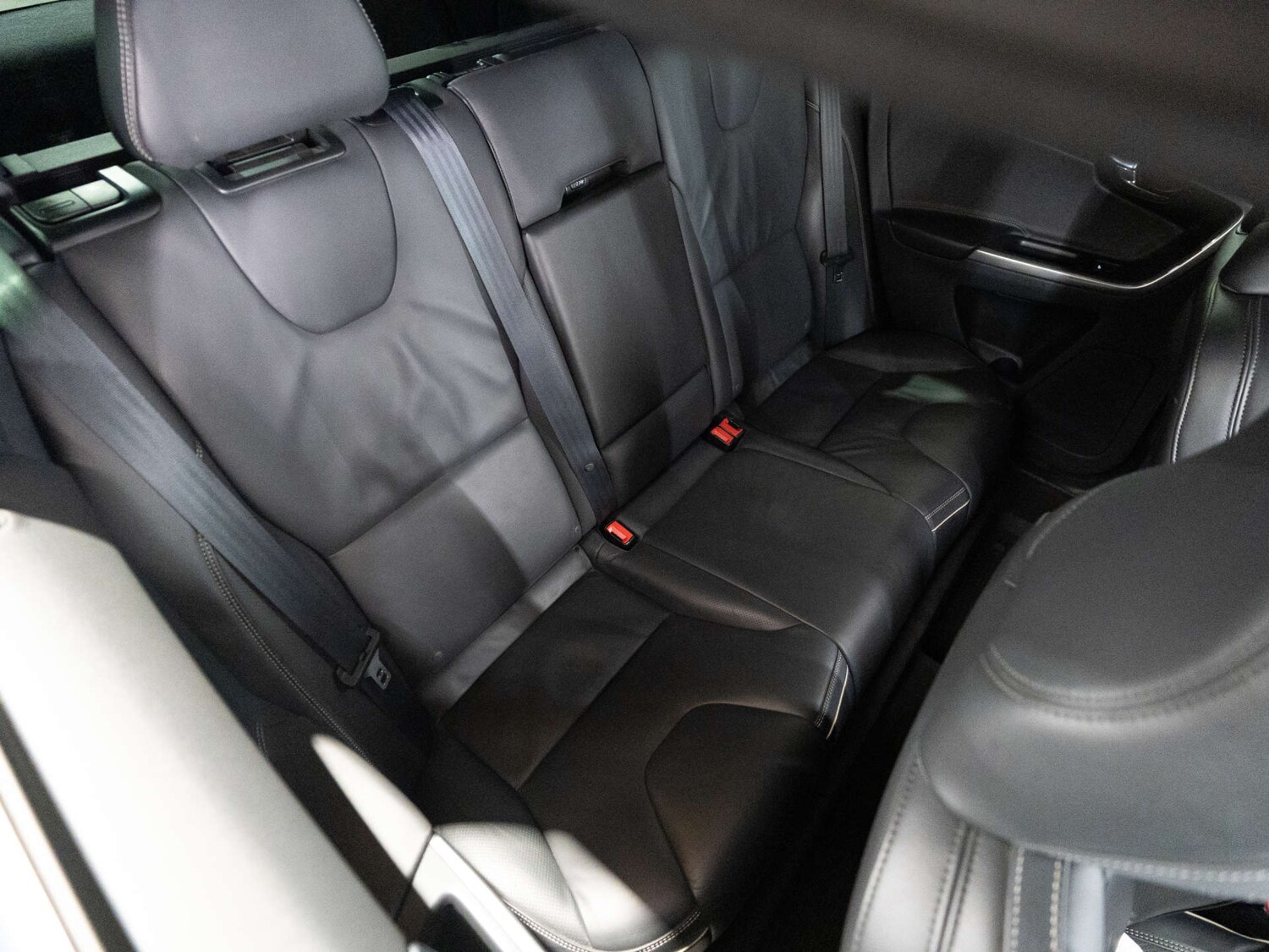 Used Volvo XC60 2017 for sale - 77903090: Photo 31