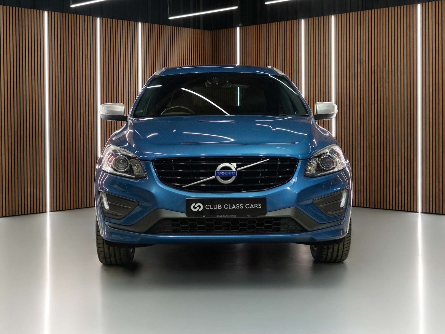 Used Volvo XC60 2017 for sale - 77903090: Photo 4