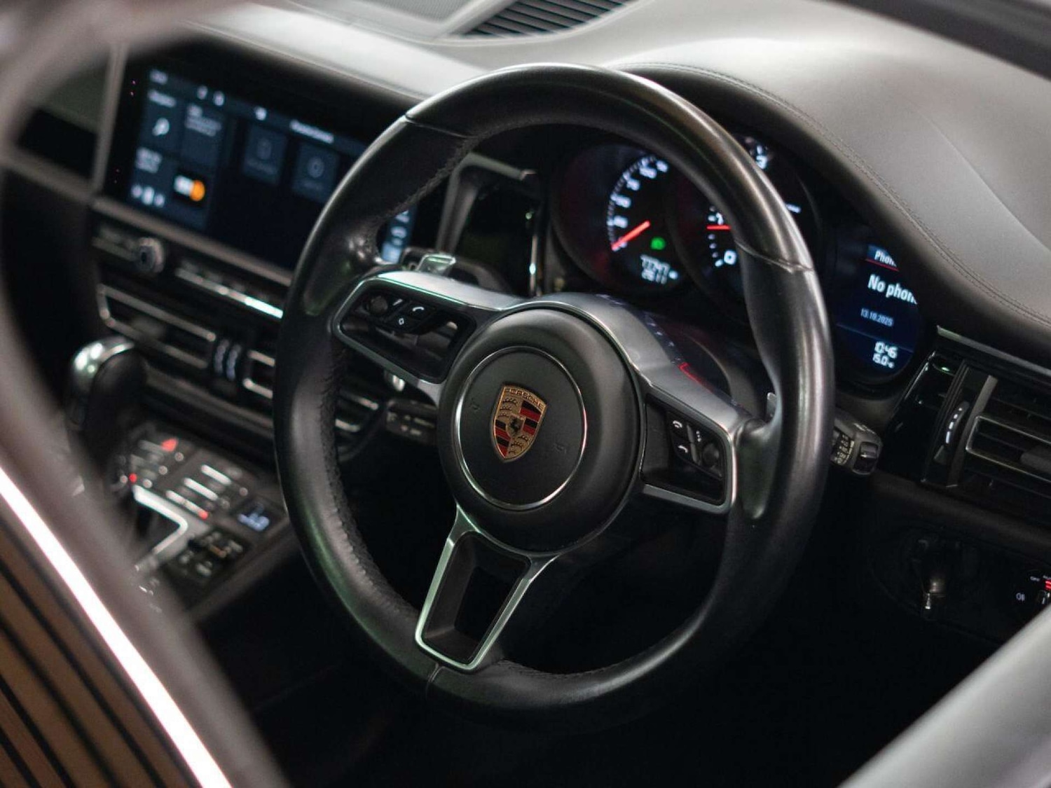 Used Porsche Macan 2018 for sale - 77022784: Photo 19