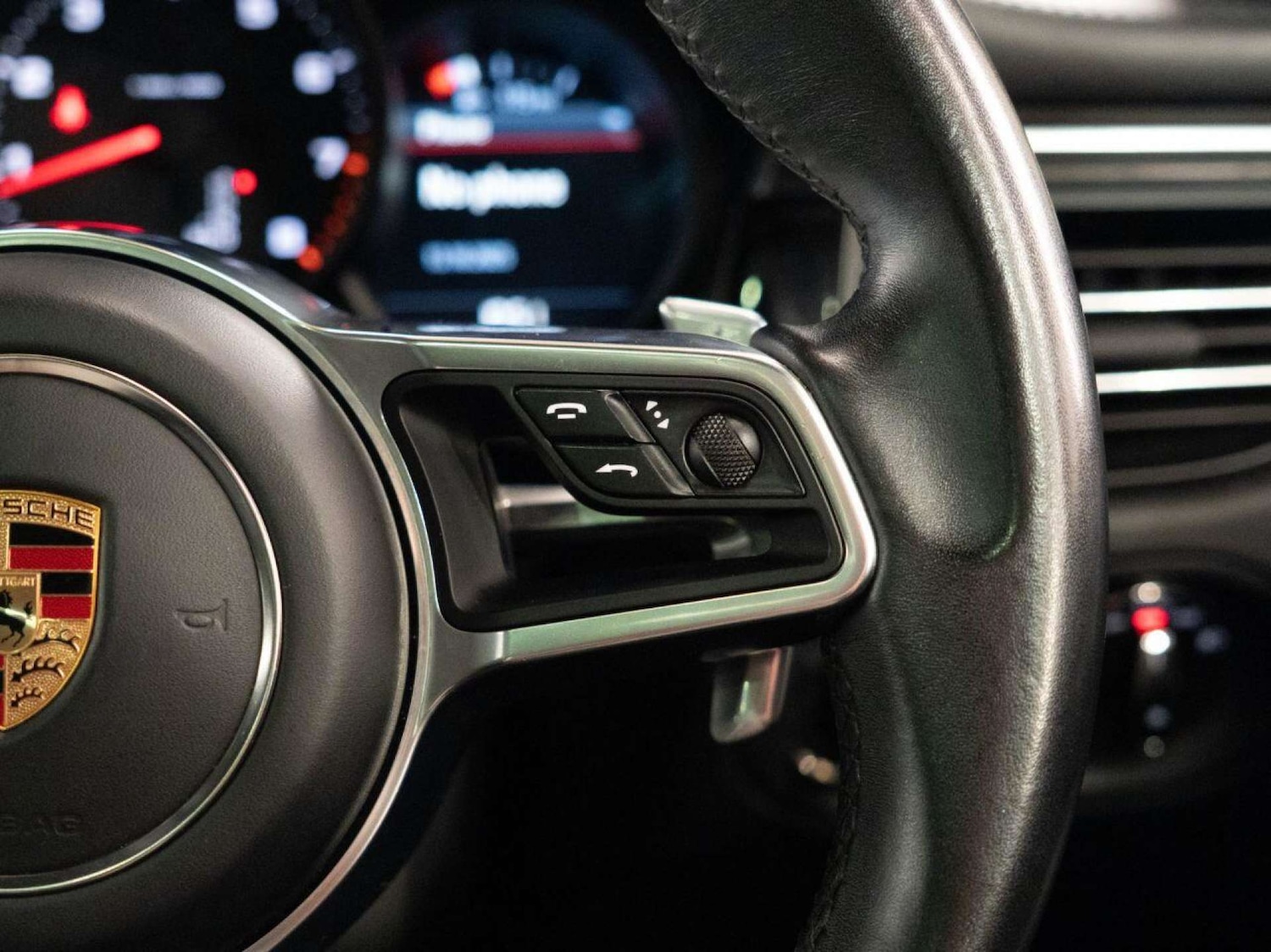 Used Porsche Macan 2018 for sale - 77022784: Photo 25