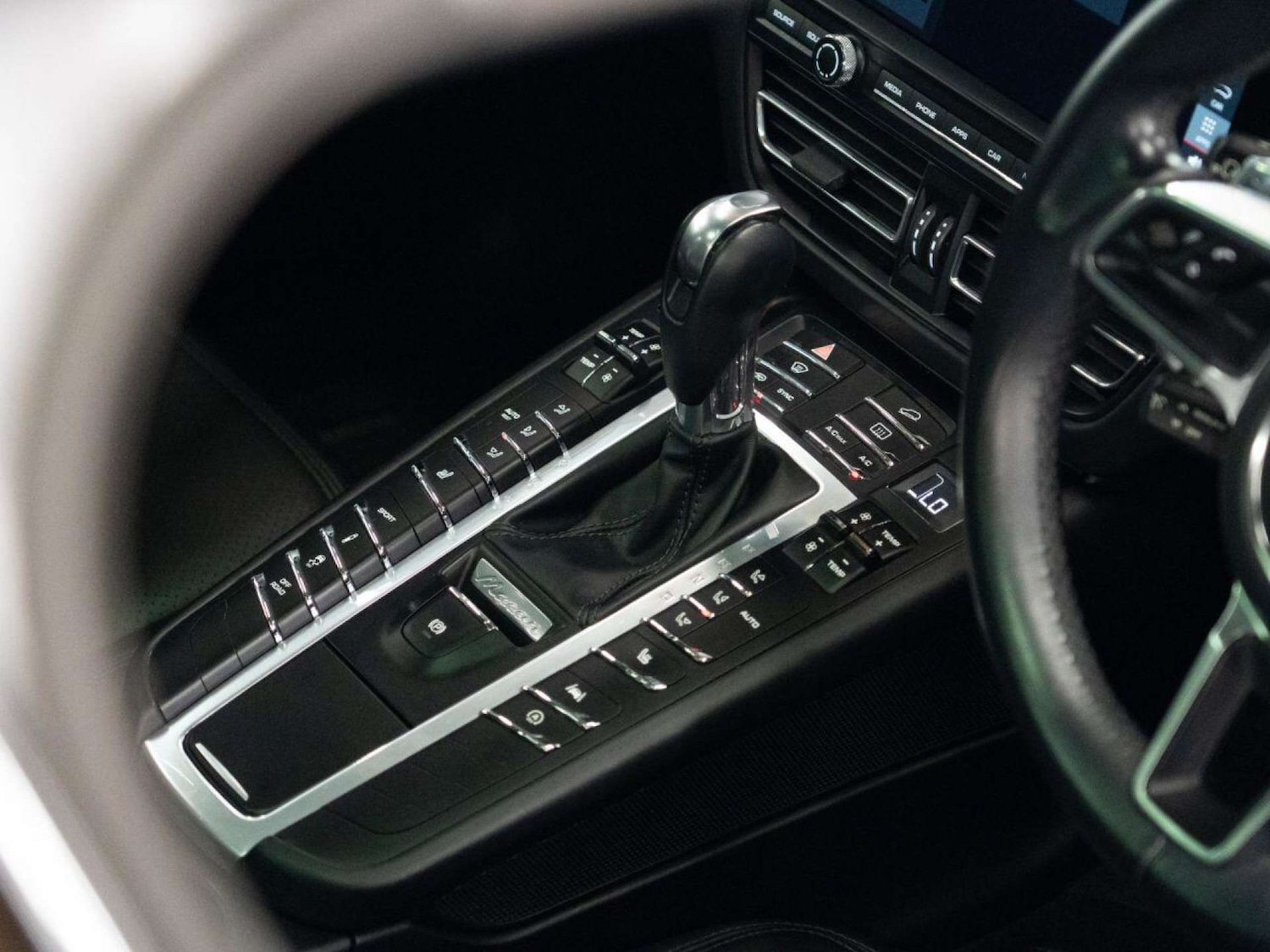 Used Porsche Macan 2018 for sale - 77022784: Photo 29