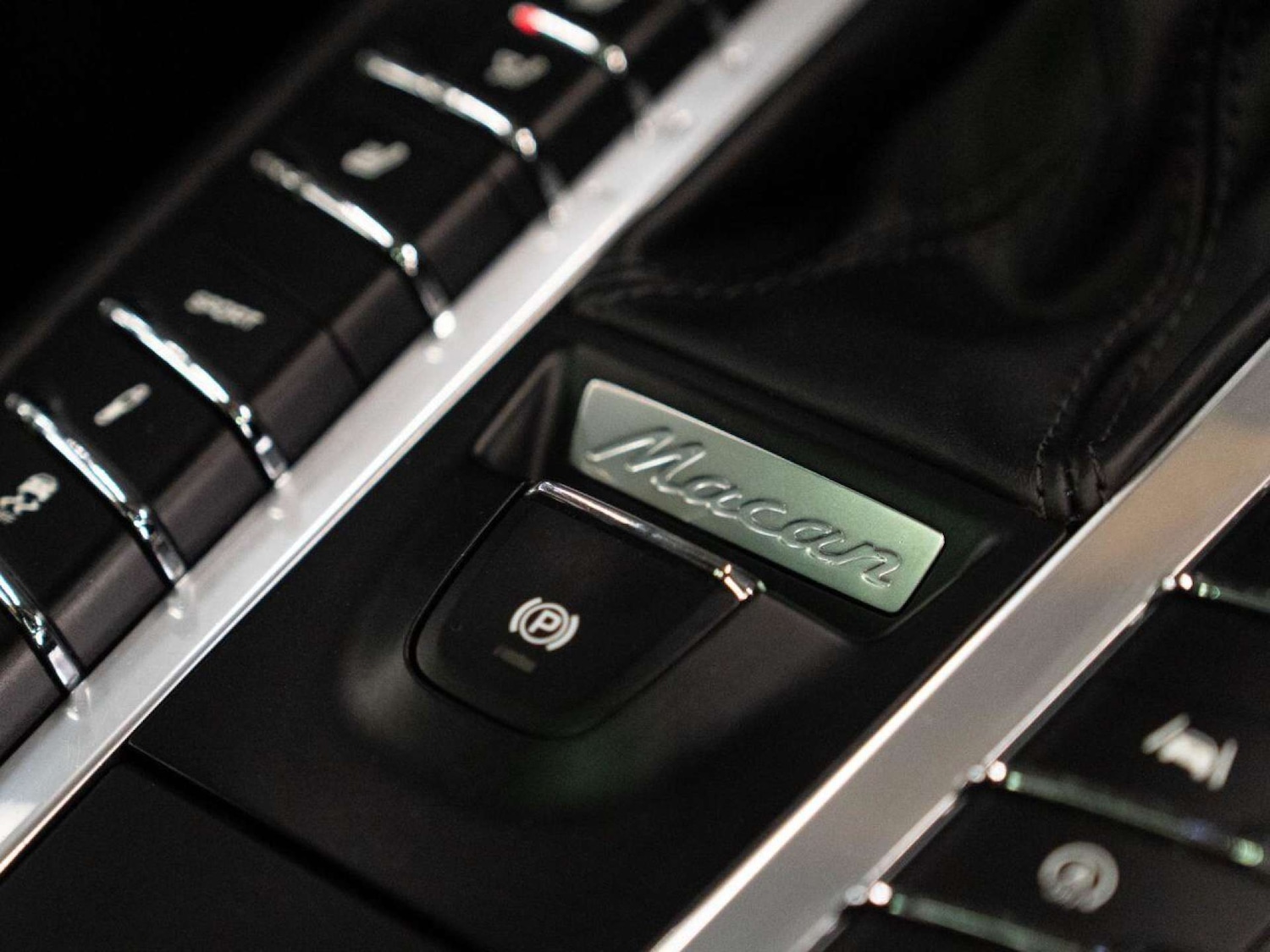 Used Porsche Macan 2018 for sale - 77022784: Photo 33