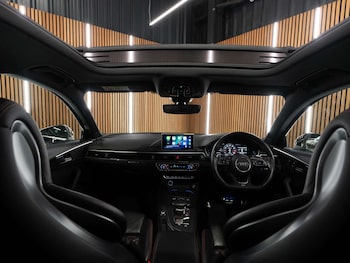 Used Audi RS4 2018 for sale - 78097404: Photo