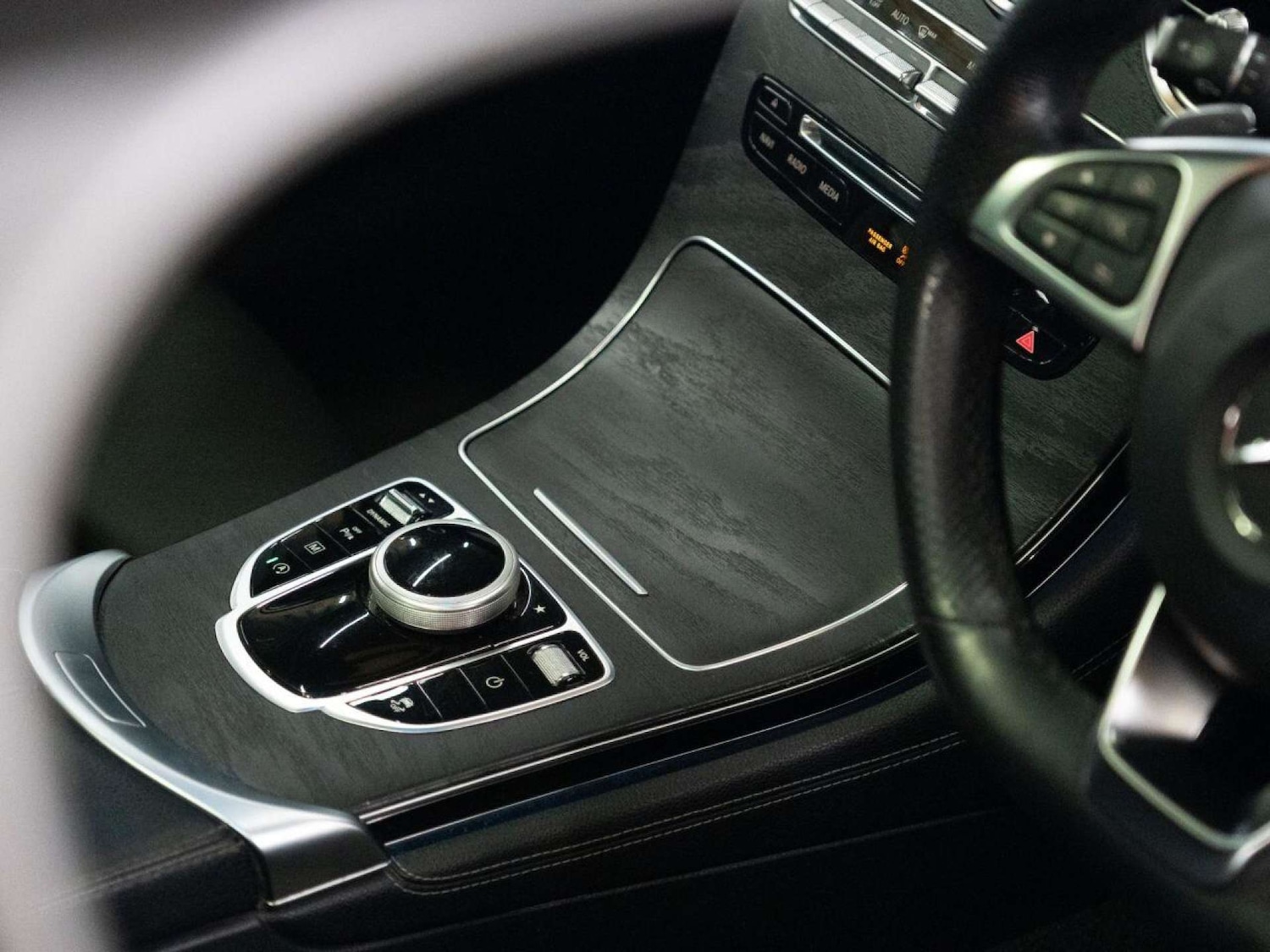 Used Mercedes-Benz GLC 2018 for sale - 77022798: Photo 24