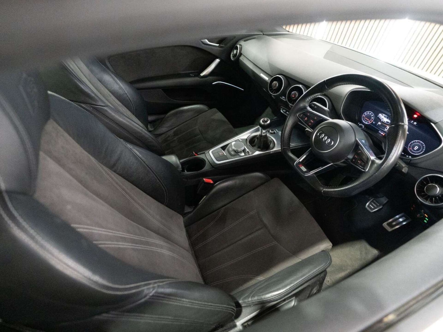 Used Audi TT 2017 for sale - 77022780: Photo 17