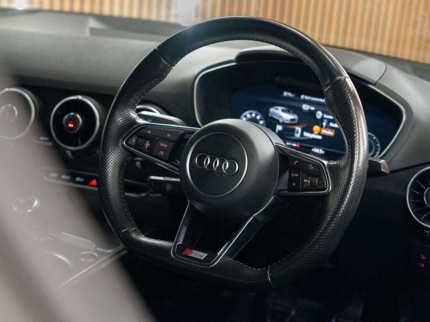 Used Audi TT 2017 for sale - 77022780: Photo 18