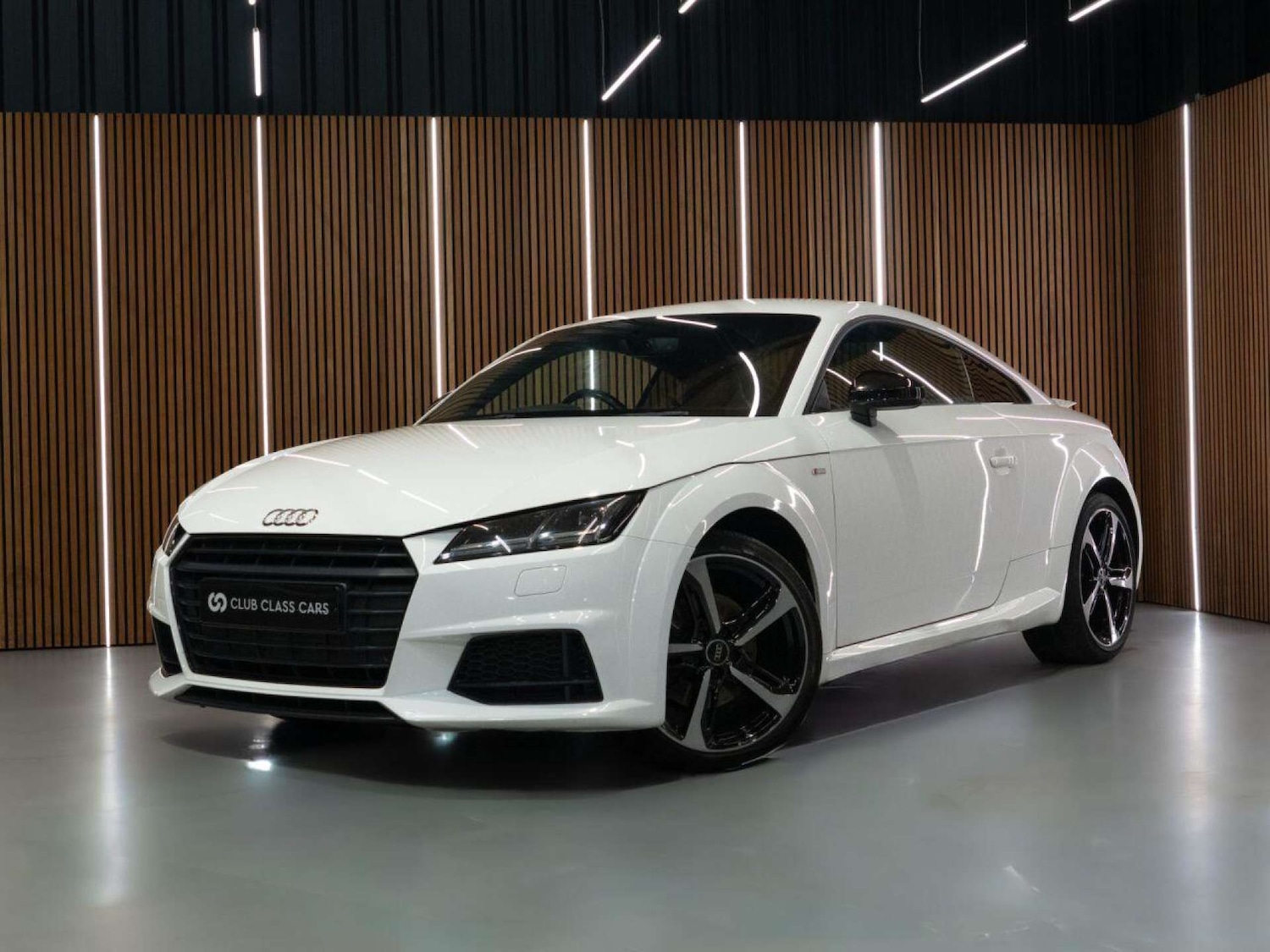 Used Audi TT 2017 for sale - 77022780: Photo 4