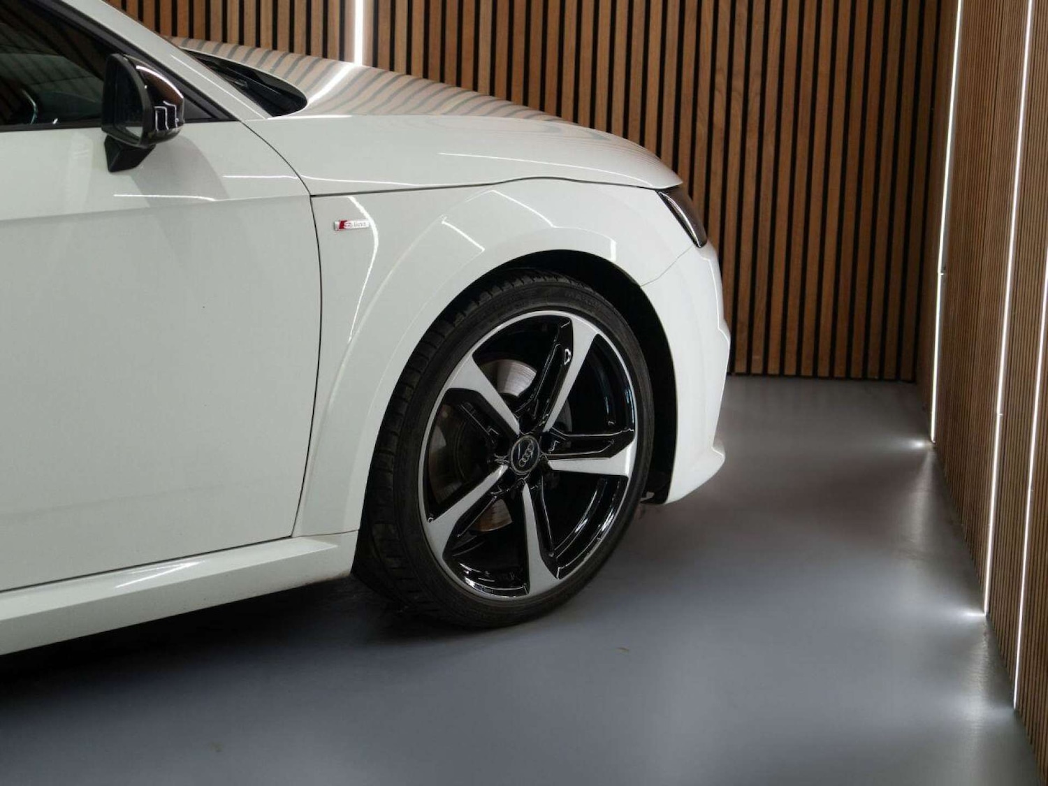 Used Audi TT 2017 for sale - 77022780: Photo 8