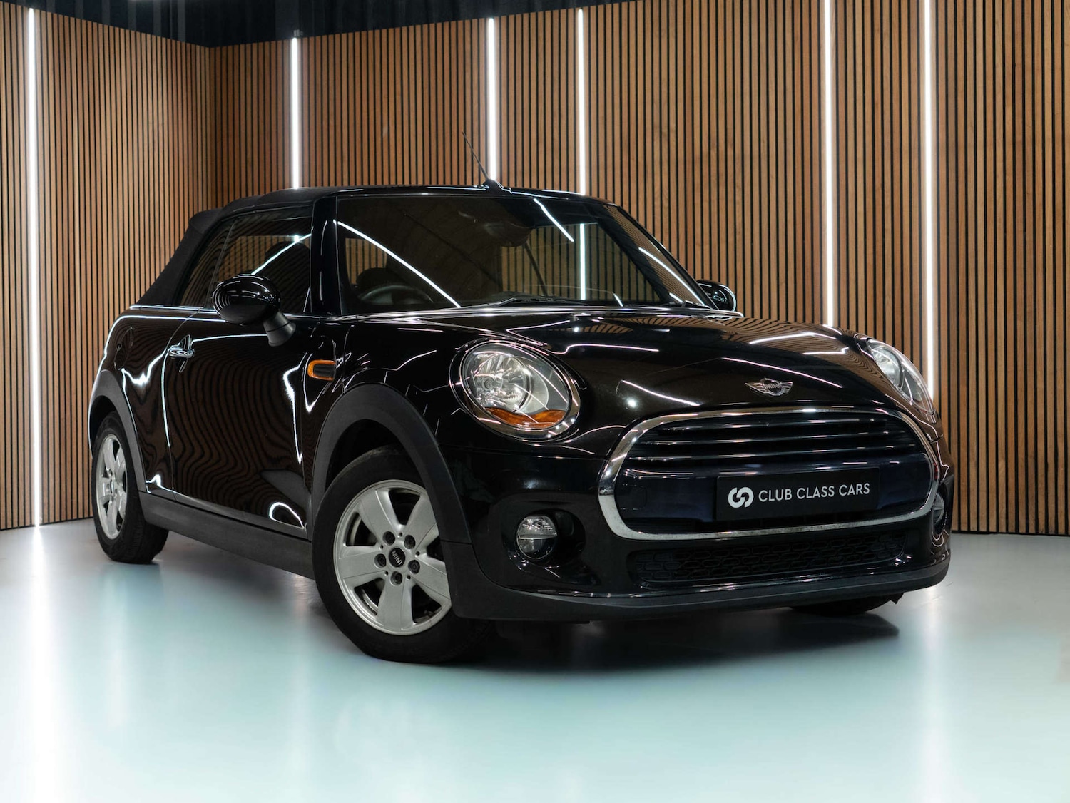 Used MINI Convertible 2016 for sale - 77276720: Photo 12