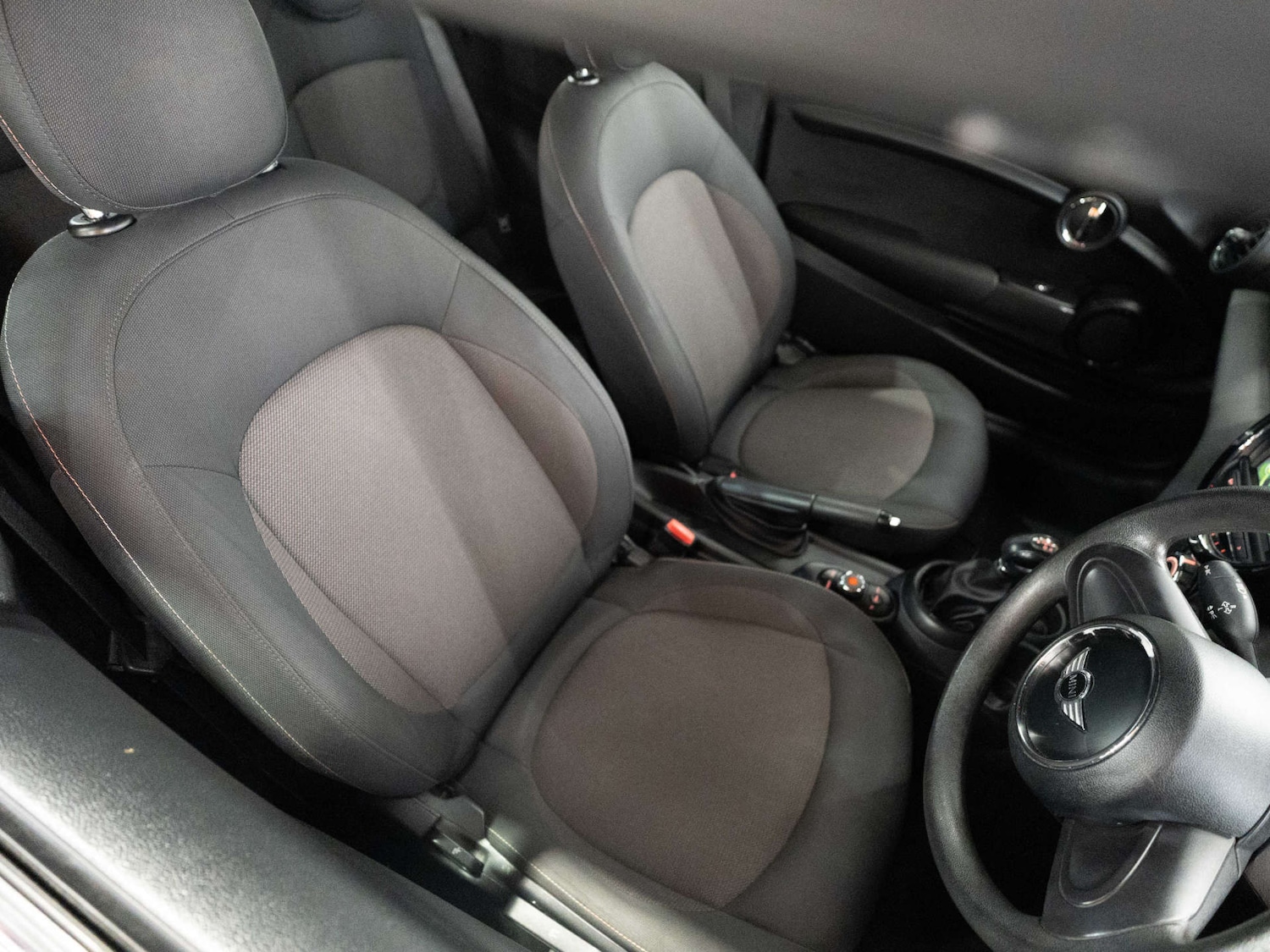 Used MINI Convertible 2016 for sale - 77276720: Photo 23