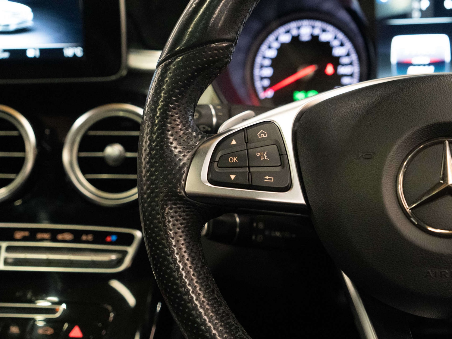 Used Mercedes-Benz C Class 2017 for sale - 77644046: Photo 21