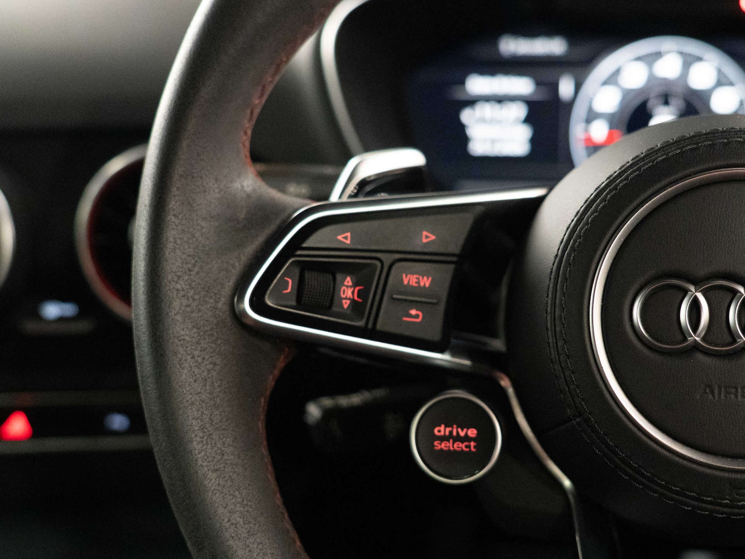 Used Audi TT RS 2018 for sale - 77604001: Photo 16