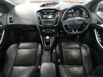 Used Ford Focus 2016 for sale - 78510855: Photo