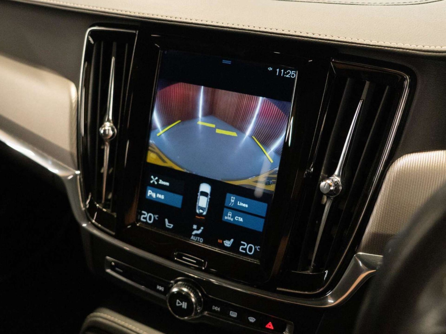 Used Volvo S90 2019 for sale - 77022767: Photo 32