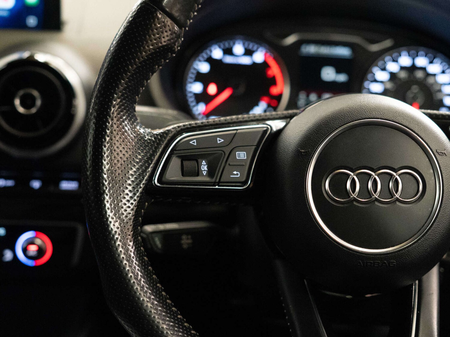 Used Audi A3 2016 for sale - 78080677: Photo 14