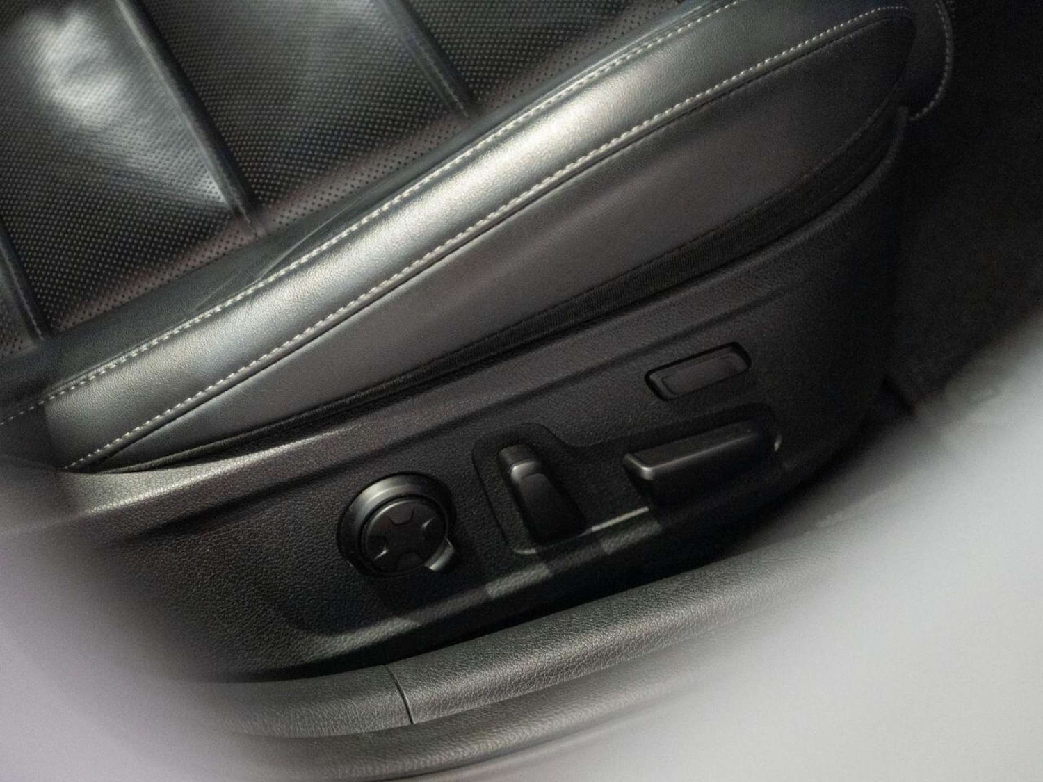 Used Kia Stinger 2019 for sale - 77022782: Photo 43