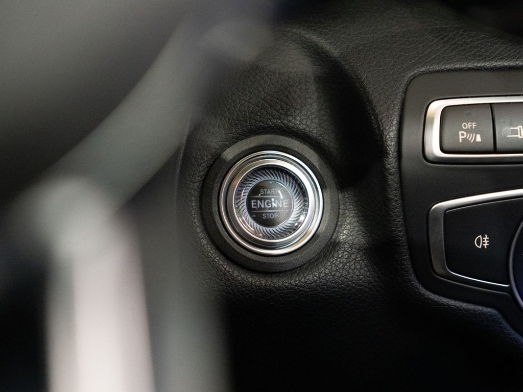 Used Mercedes-Benz C Class 2020 for sale - 76690730: Photo 35