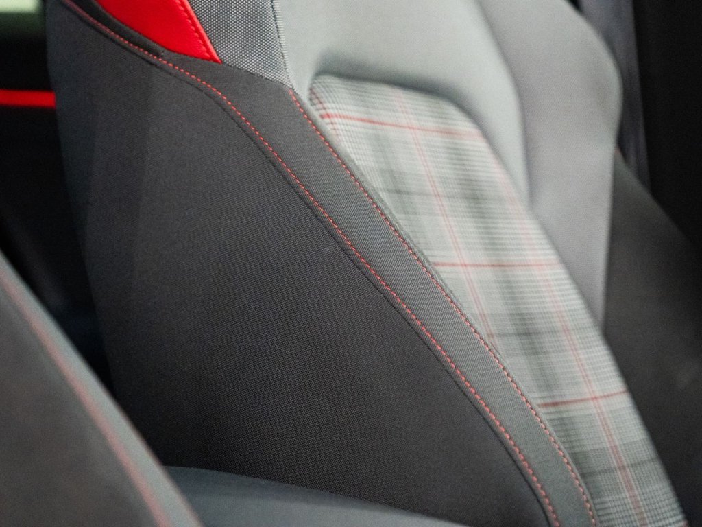 Used Volkswagen Golf 2020 for sale - 76690732: Photo 31