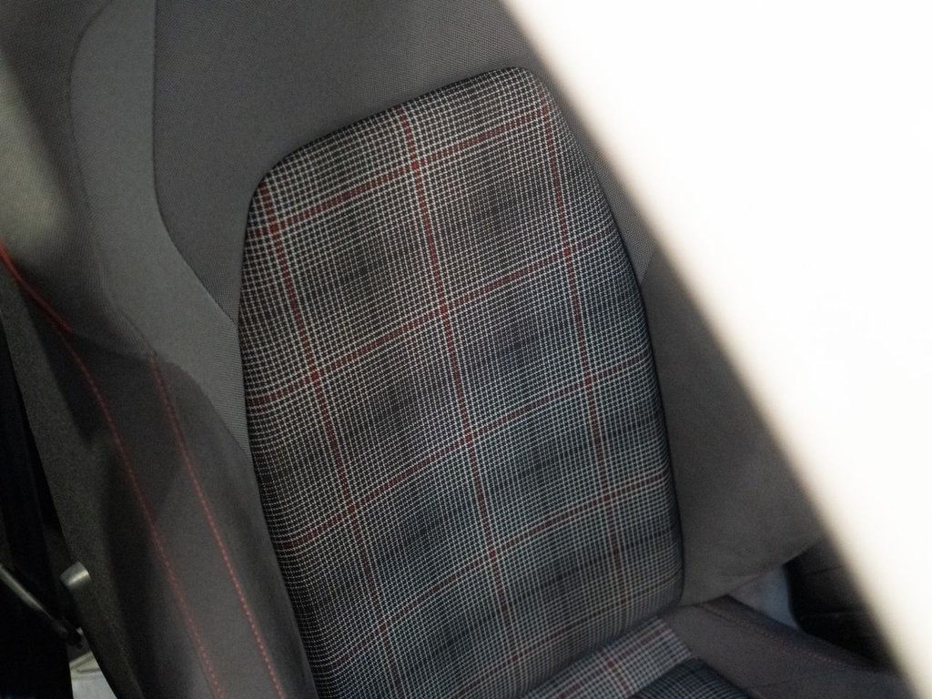 Used Volkswagen Golf 2020 for sale - 76690732: Photo 32