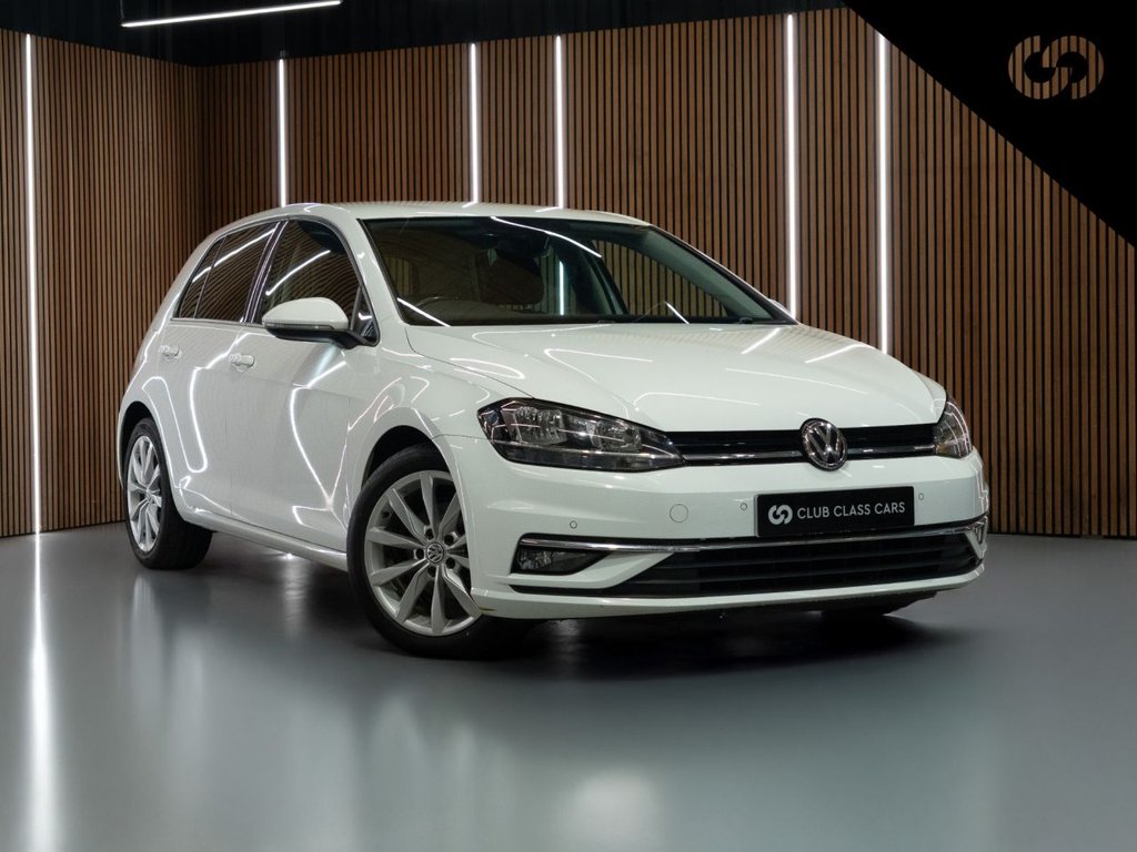 Used Volkswagen Golf 2017 for sale - 76690759: Photo 1