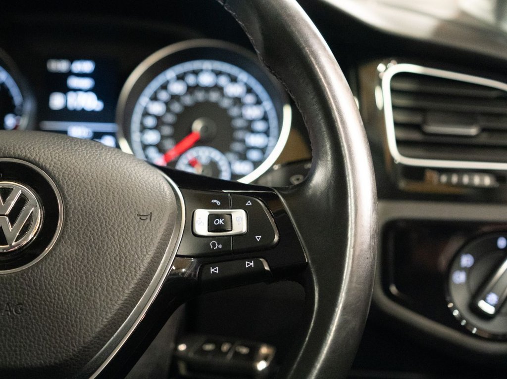 Used Volkswagen Golf 2017 for sale - 76690759: Photo 18