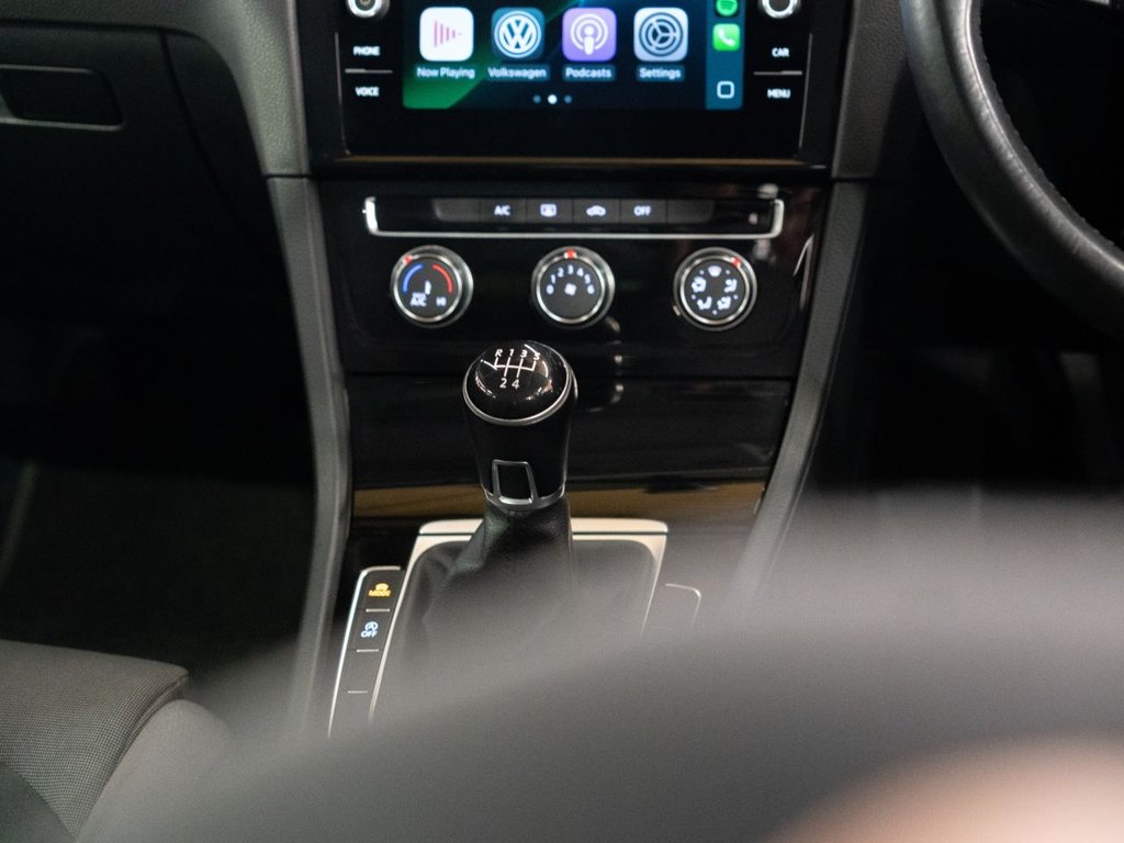 Used Volkswagen Golf 2017 for sale - 76690759: Photo 24