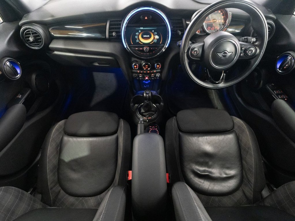 Used MINI Hatch 2016 for sale - 76768292: Photo 2