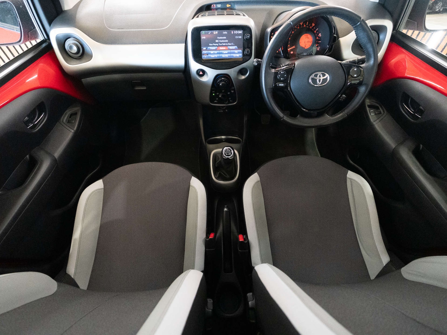 Used Toyota AYGO 2017 for sale - 78080678: Photo 2
