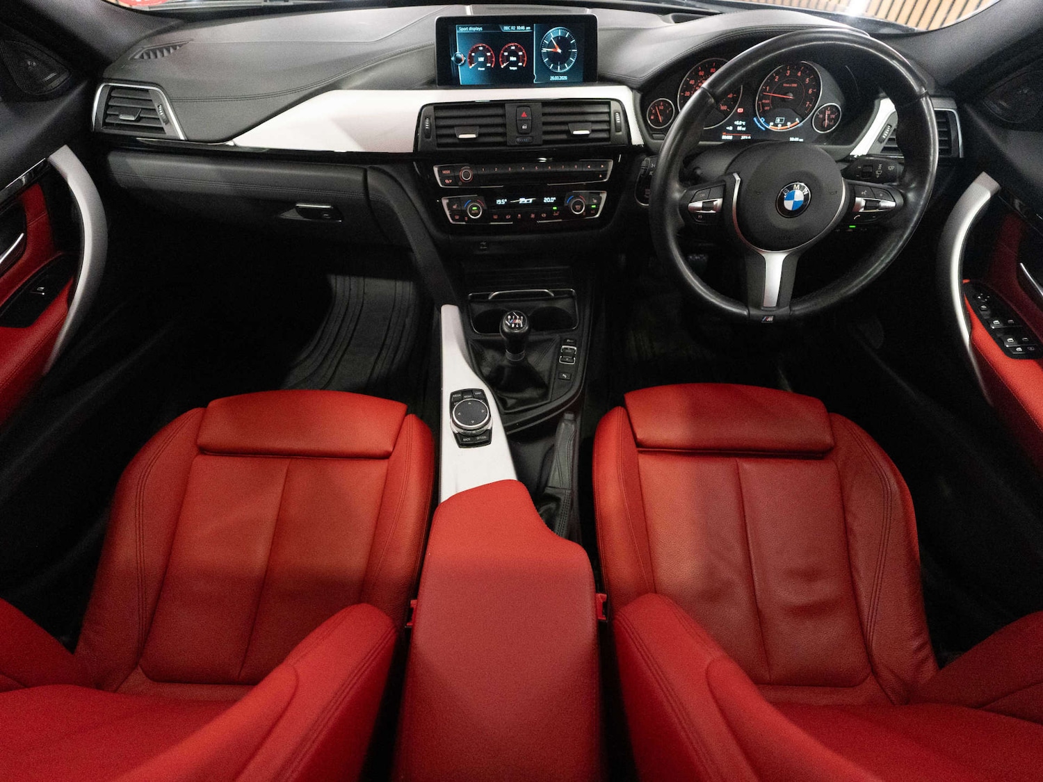 Used BMW 3 Series 2016 for sale - 78011919: Photo 2