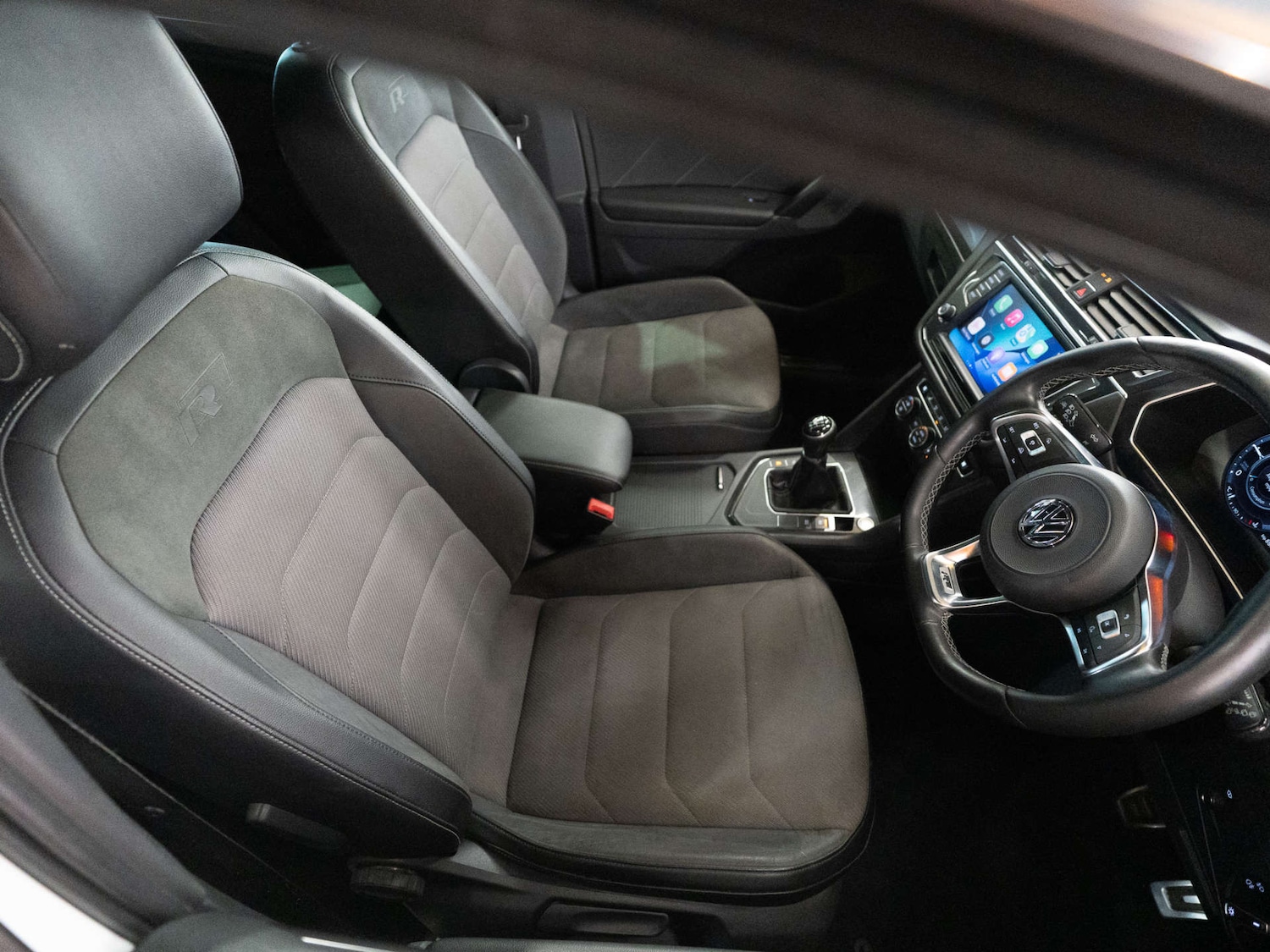 Used Volkswagen Tiguan 2016 for sale - 77139230: Photo 21