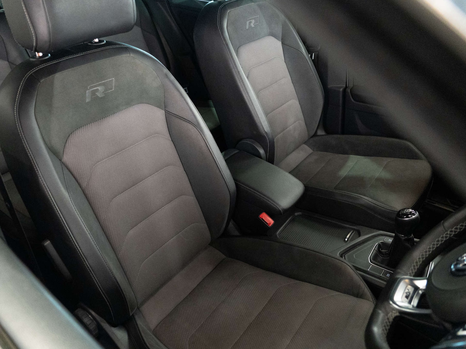 Used Volkswagen Tiguan 2016 for sale - 77139230: Photo 28