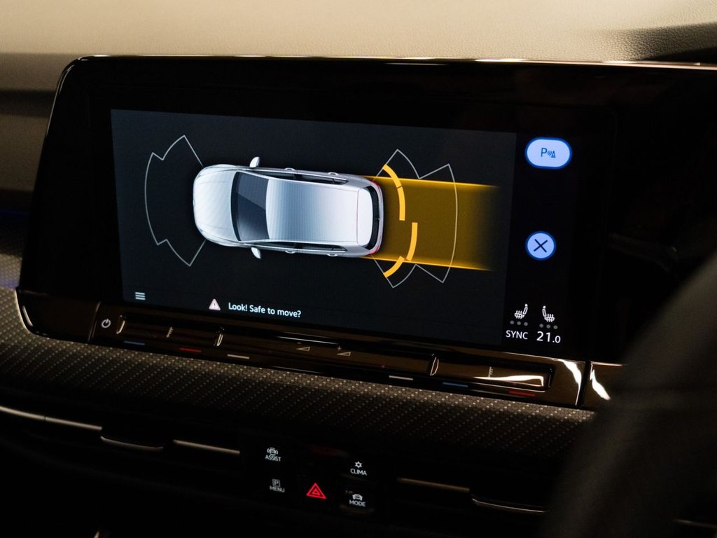 Used Volkswagen Golf 2024 for sale - 76797869: Photo 35