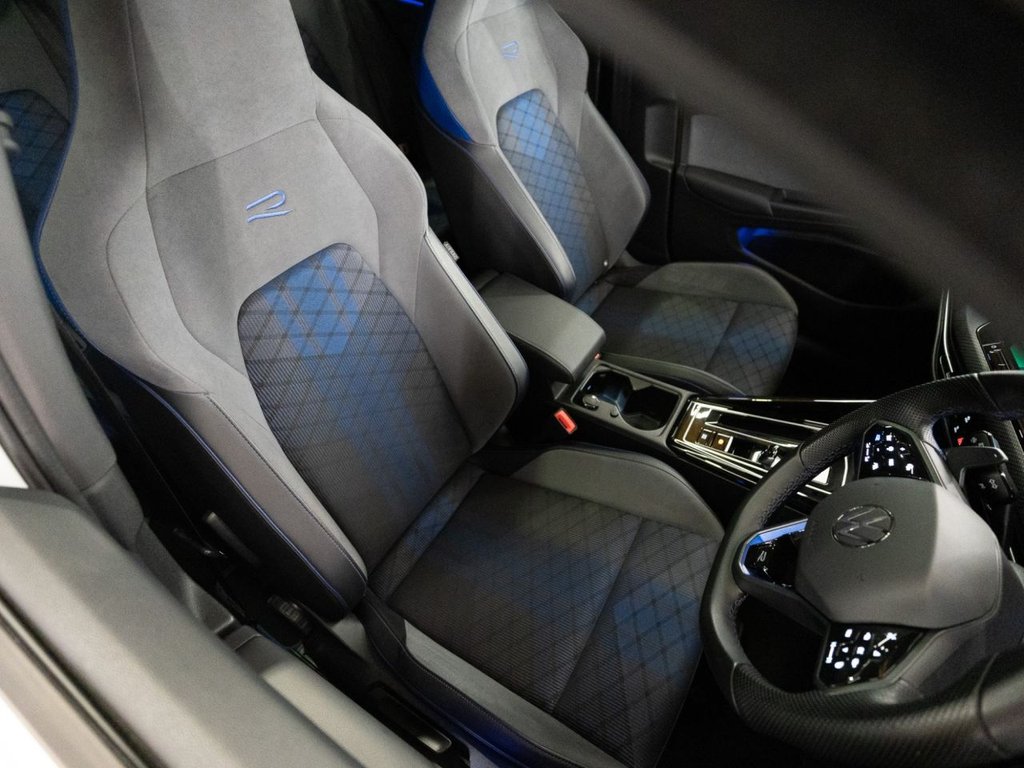 Used Volkswagen Golf 2024 for sale - 76797869: Photo 39