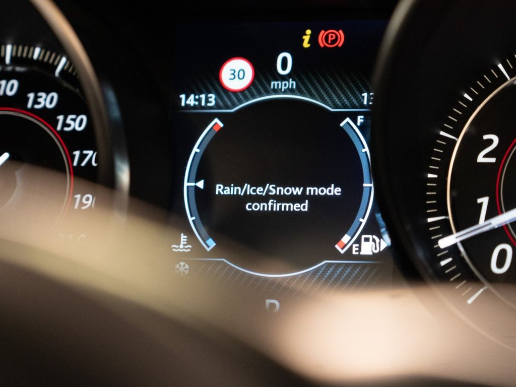 Used Jaguar F-Type 2018 for sale - 76690760: Photo 30