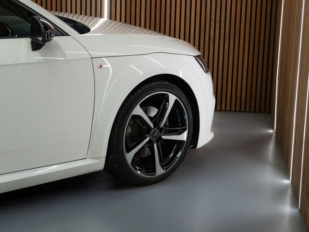 Used Audi TT 2017 for sale - 76690738: Photo 8