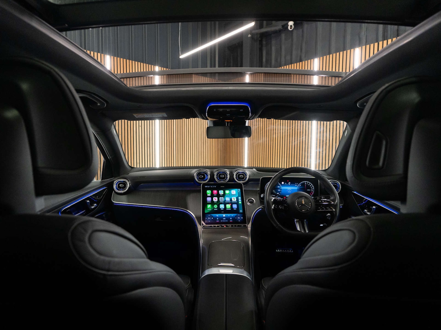 Used Mercedes-Benz GLC 2023 for sale - 77105771: Photo 18