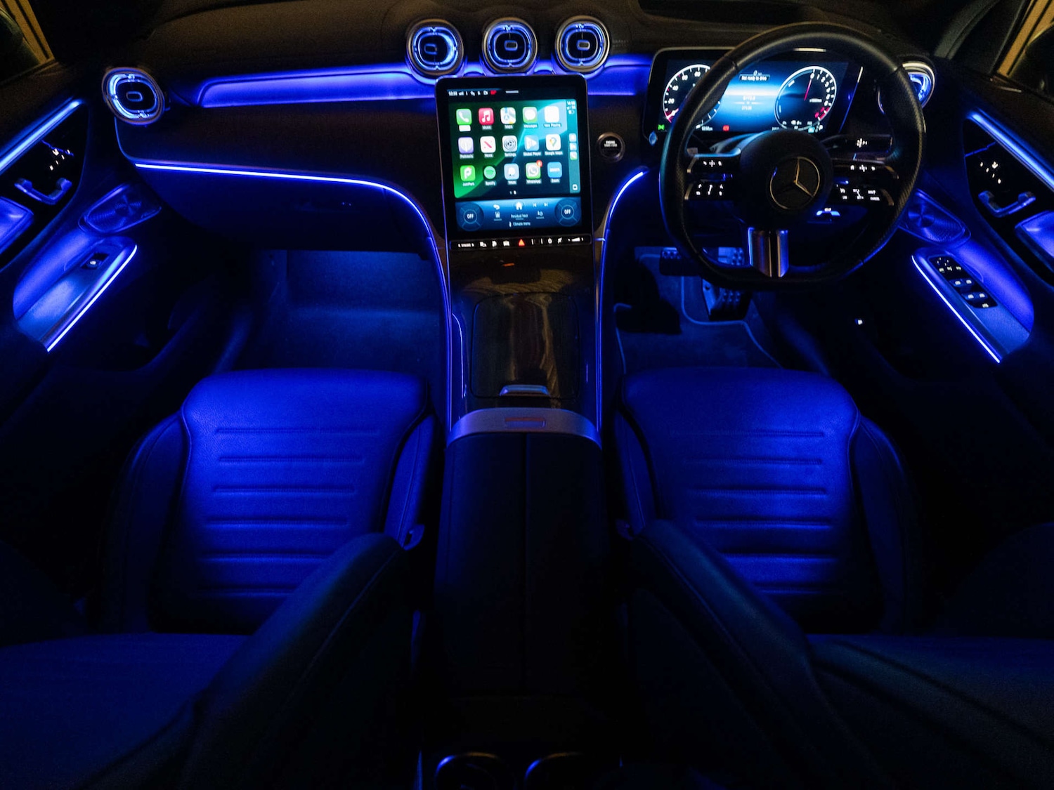 Used Mercedes-Benz GLC 2023 for sale - 77105771: Photo 3