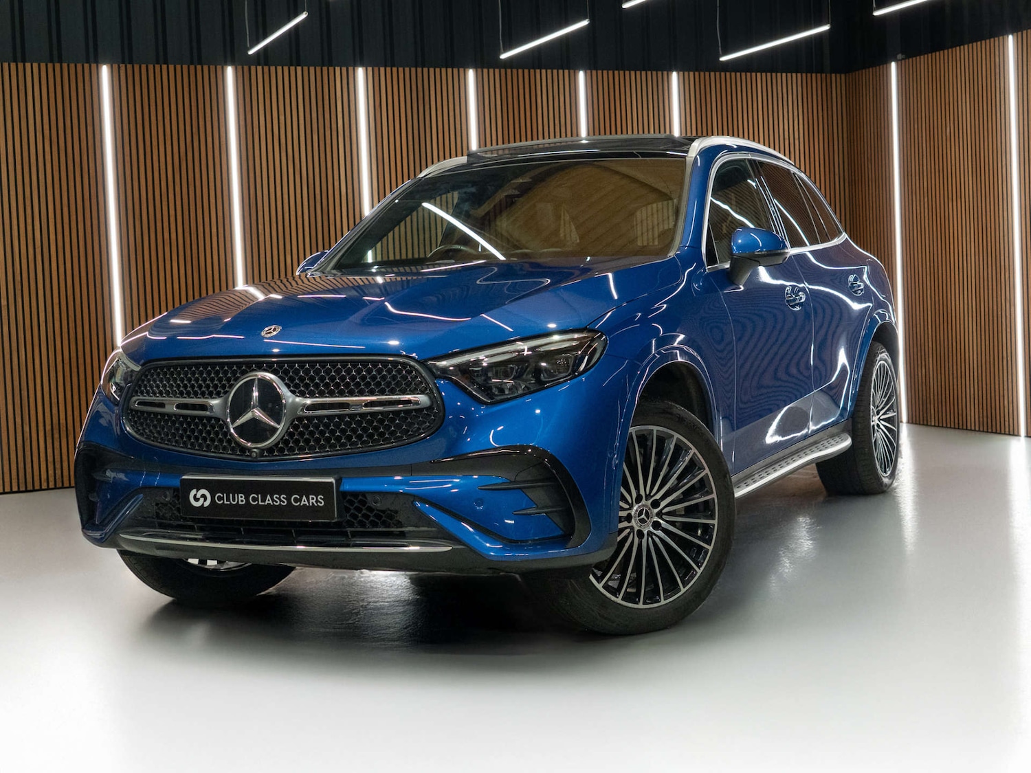 Used Mercedes-Benz GLC 2023 for sale - 77105771: Photo 5