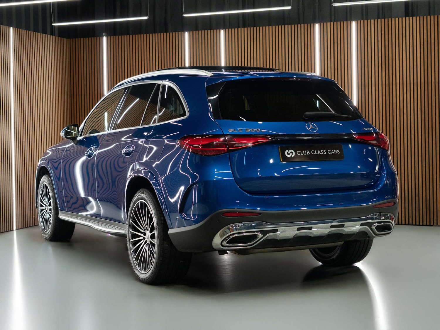 Used Mercedes-Benz GLC 2023 for sale - 77105771: Photo 8