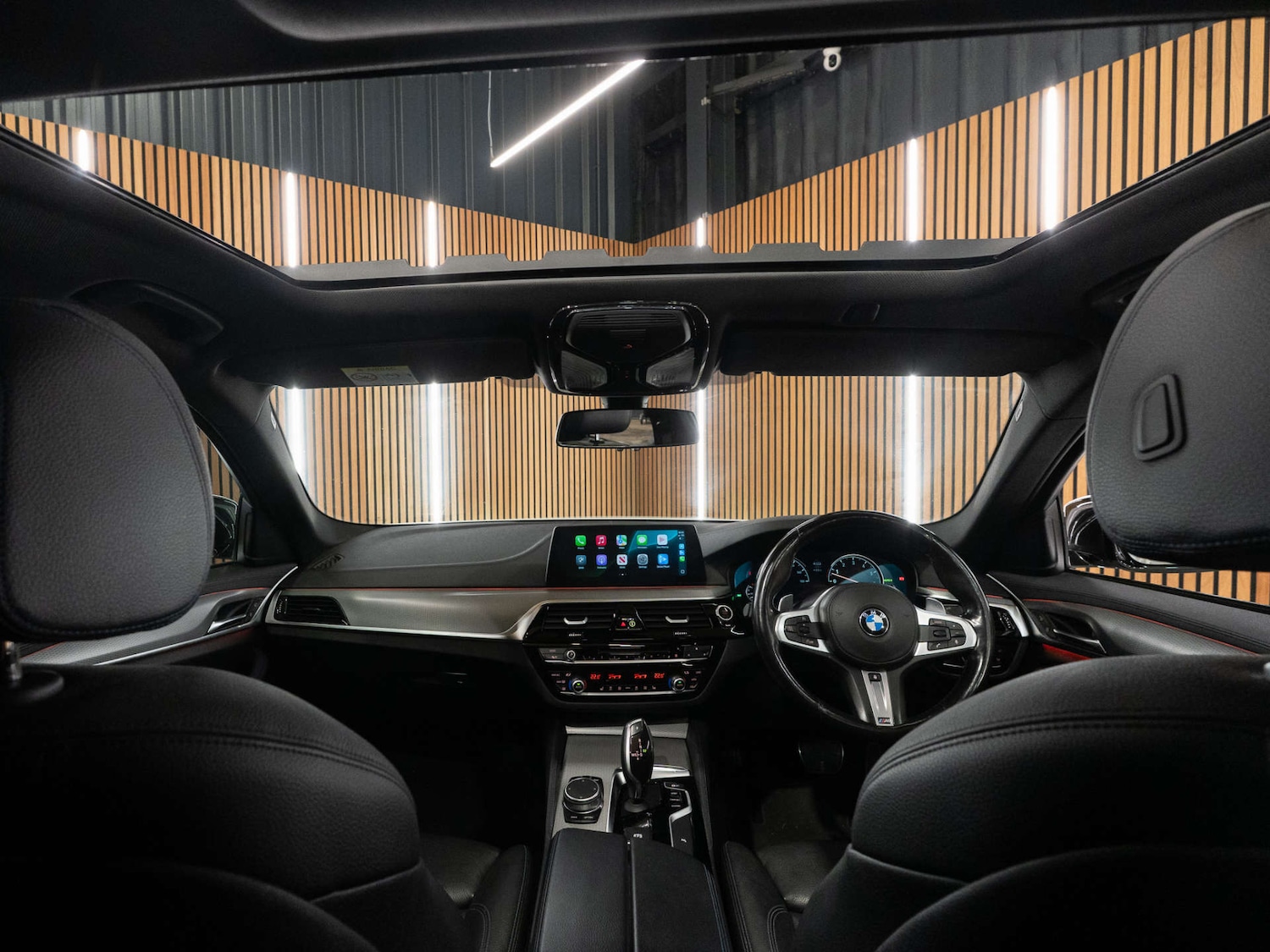 Used BMW 5 Series 2018 for sale - 77023549: Photo 13