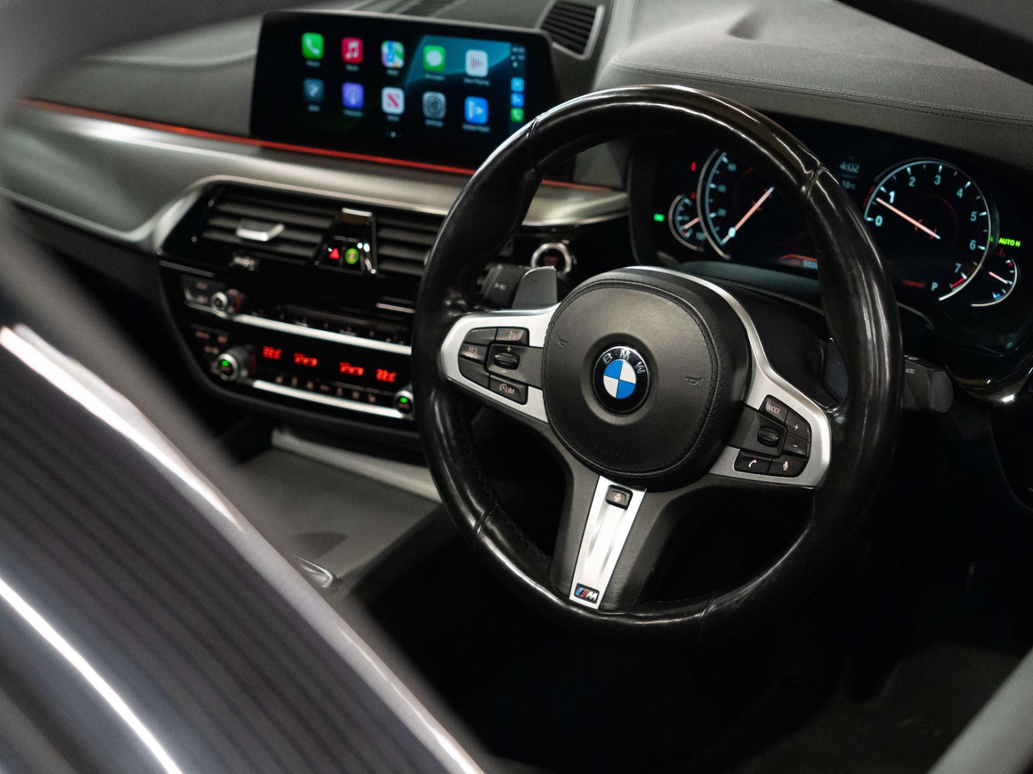 Used BMW 5 Series 2018 for sale - 77023549: Photo 15