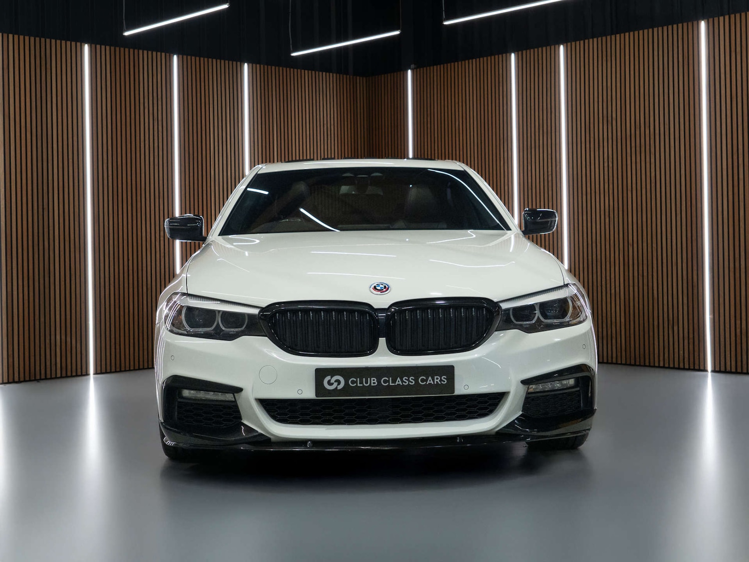 Used BMW 5 Series 2018 for sale - 77023549: Photo 3