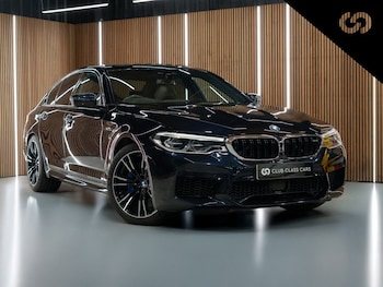 2019 (19) - M5 4dr DCT
