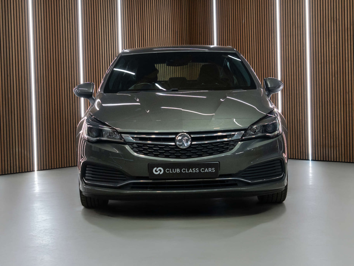 Used Vauxhall Astra 2019 for sale - 77903042: Photo 3