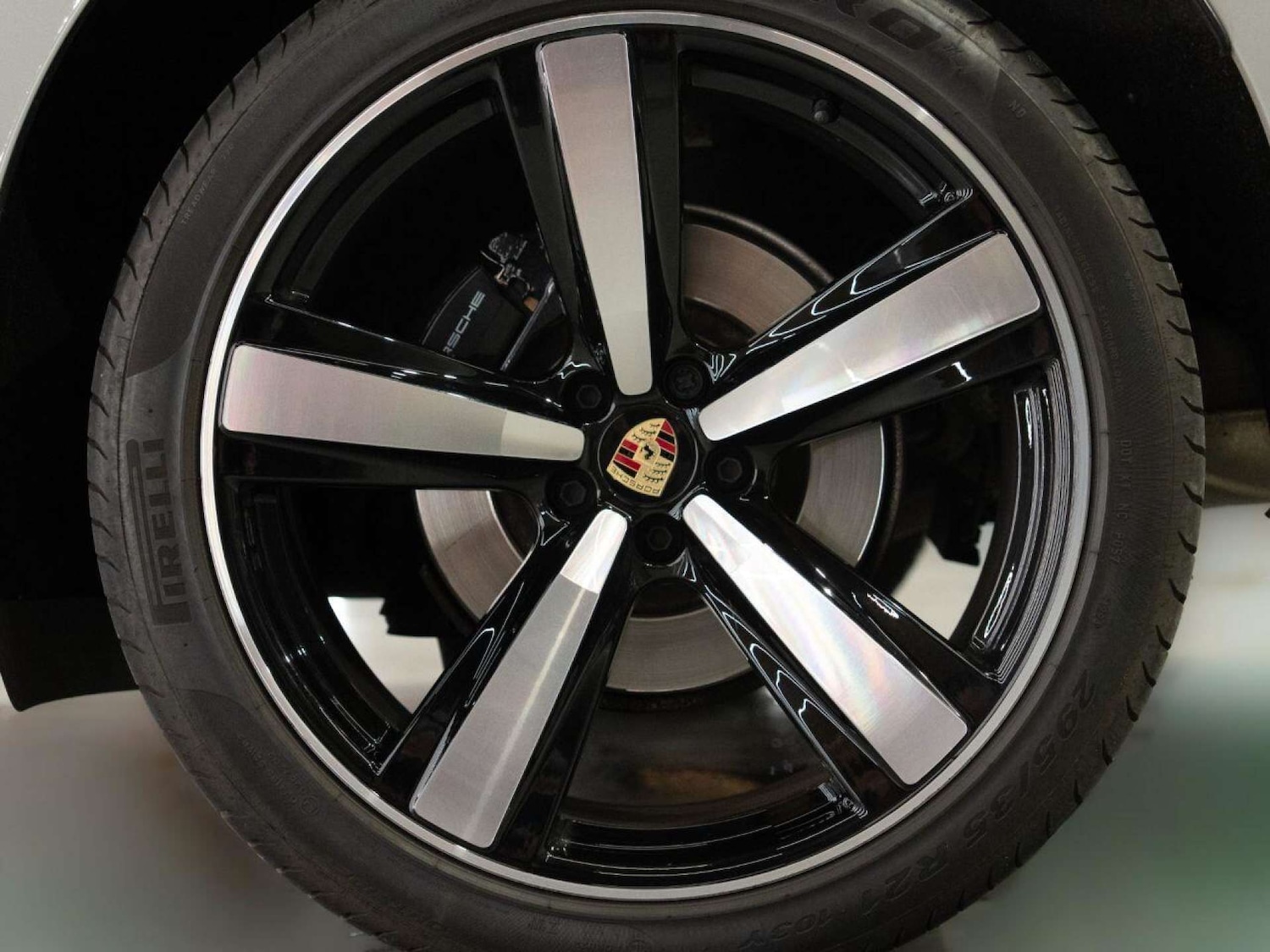 Used Porsche Macan 2023 for sale - 77022786: Photo 15