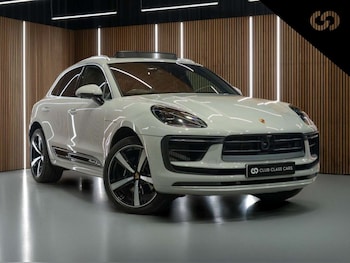 Used Porsche Macan 2023 for sale - 77022786: Photo