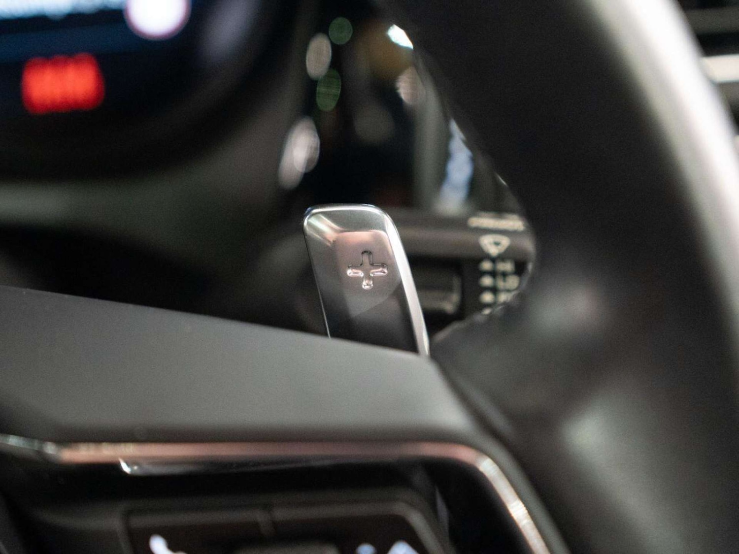 Used Porsche Macan 2023 for sale - 77022786: Photo 27